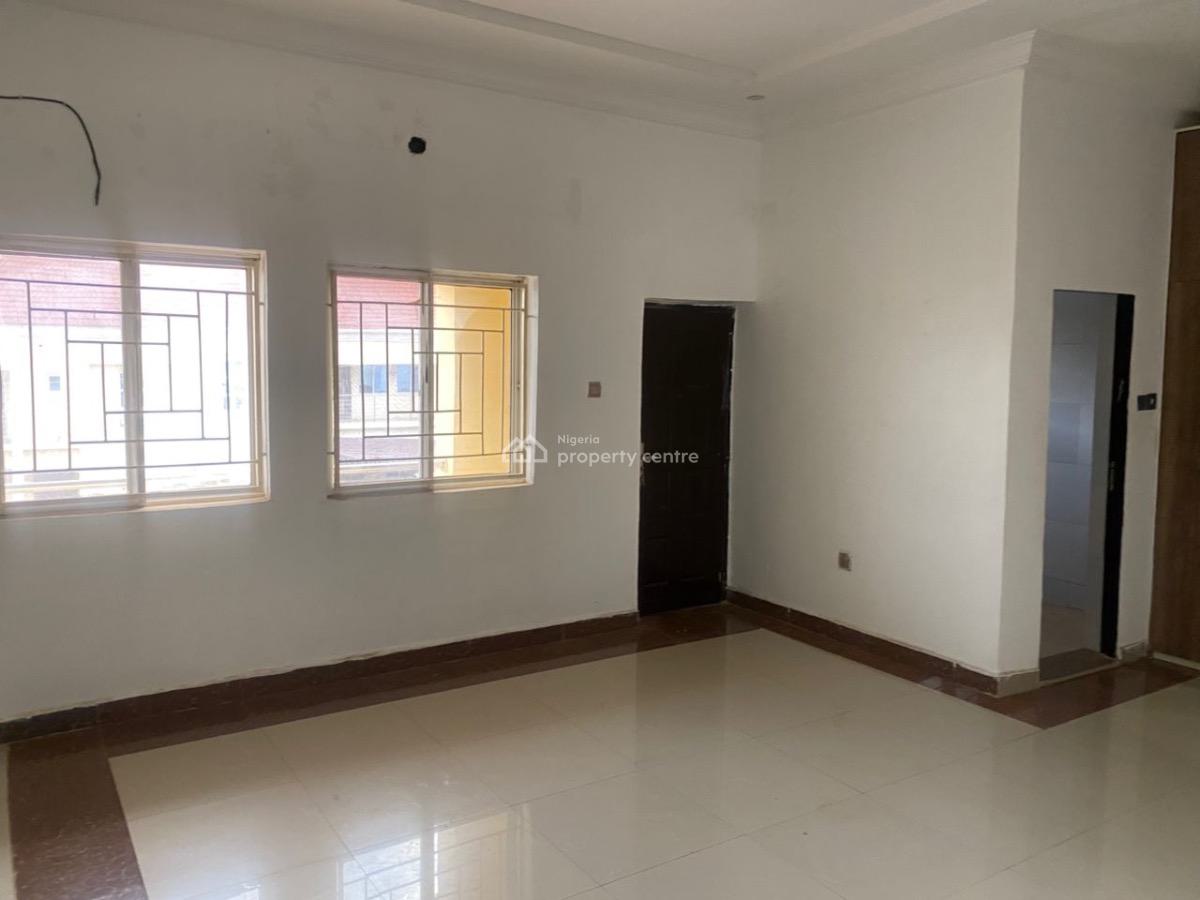 Luxury Spacious Brand 3 Bedroom Duplex, Admiralty, Asokoro District, Abuja, Terraced Duplex for Rent