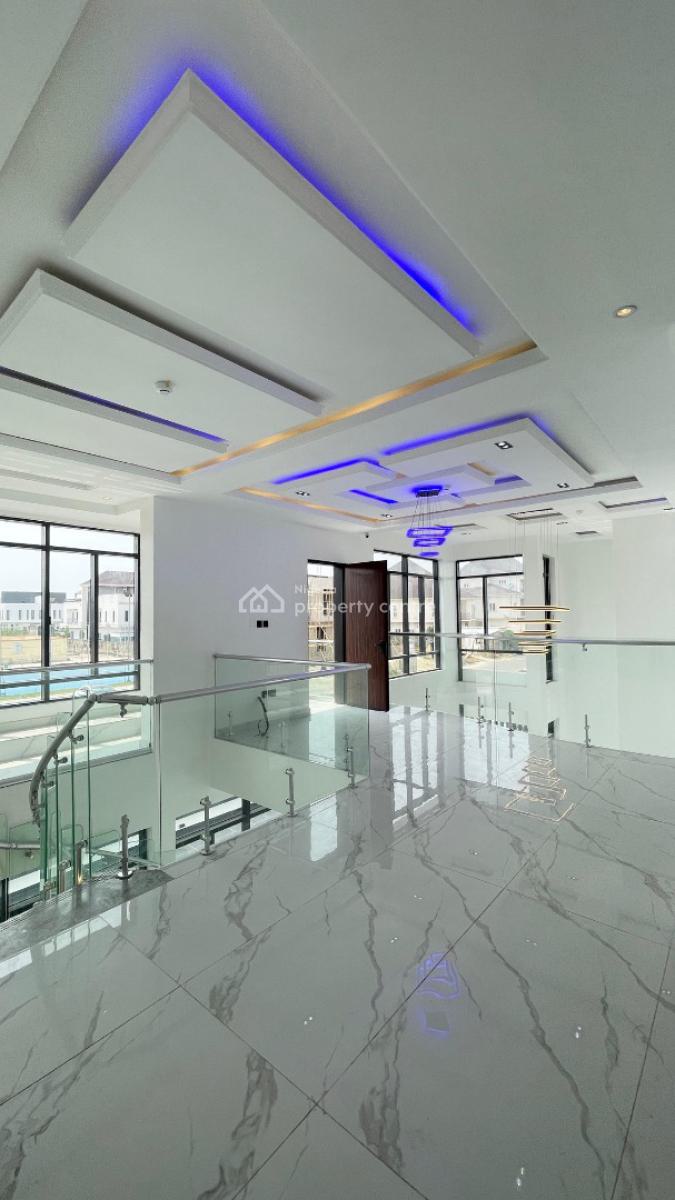 Massive and Exquisite 5 Bedroom Fully Detached Duplex, Pinnock Beach Estate, Lekki, Lagos, Detached Duplex for Sale