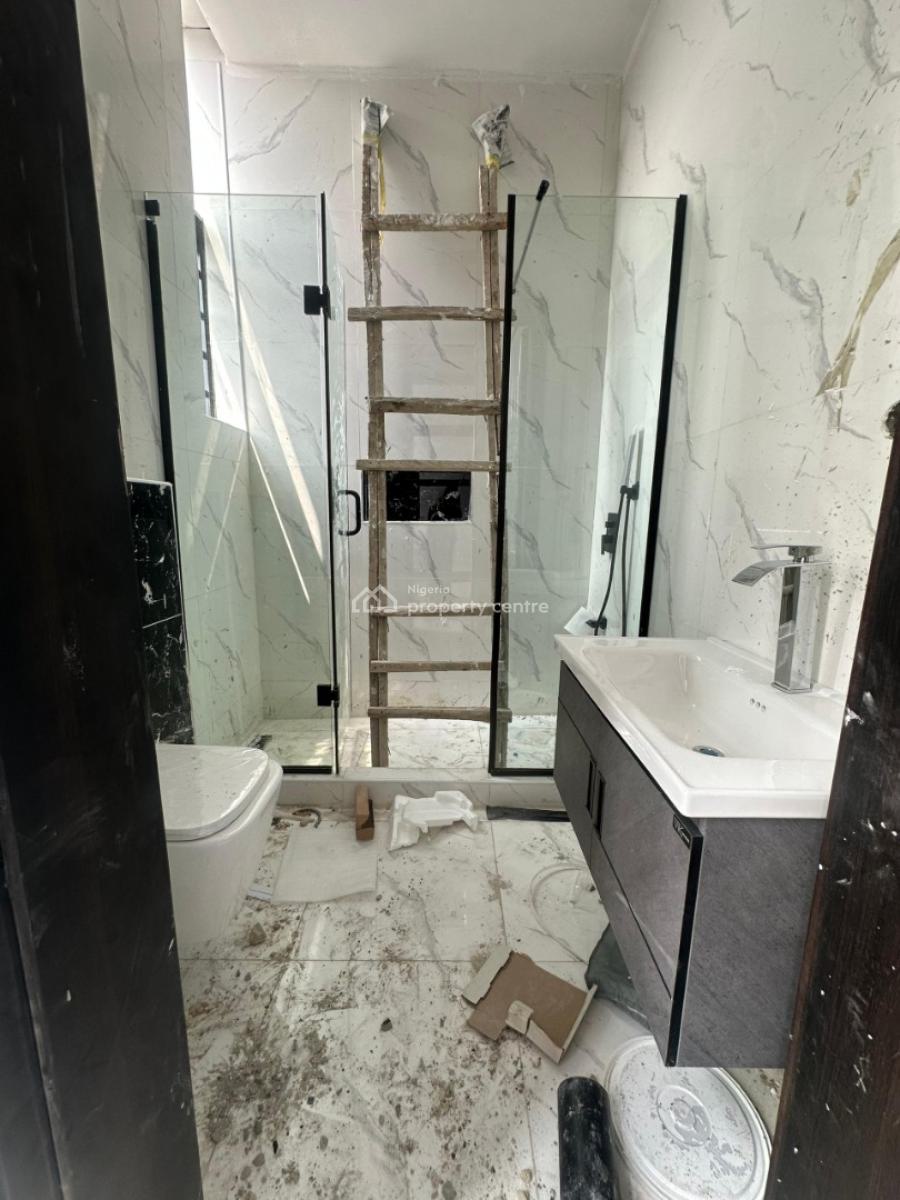 5 Bedroom Fully Detached + a Bq, Lekki, Lagos, House for Sale