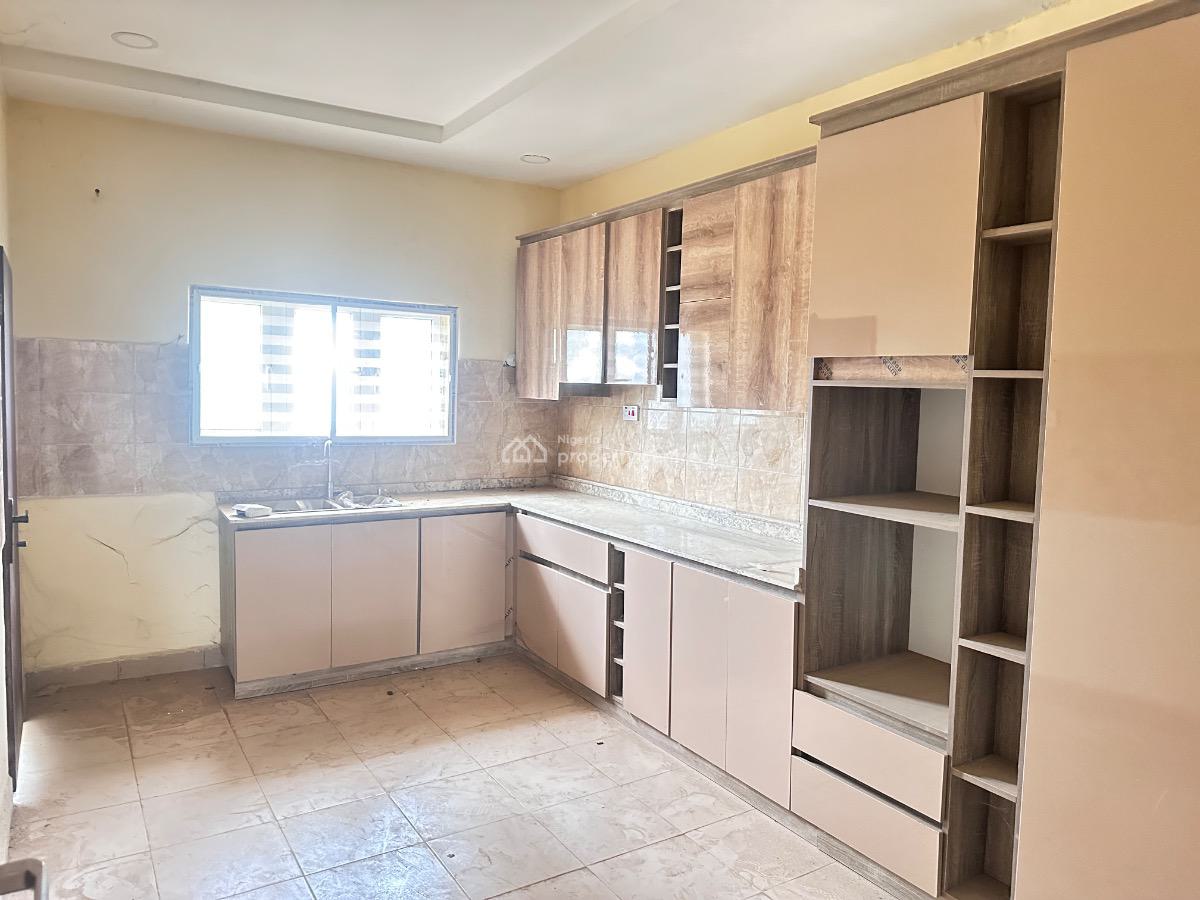 Tastefully Finished 6 Bedroom Terrace Duplex with Bq, Asokoro District, Abuja, Terraced Duplex for Rent