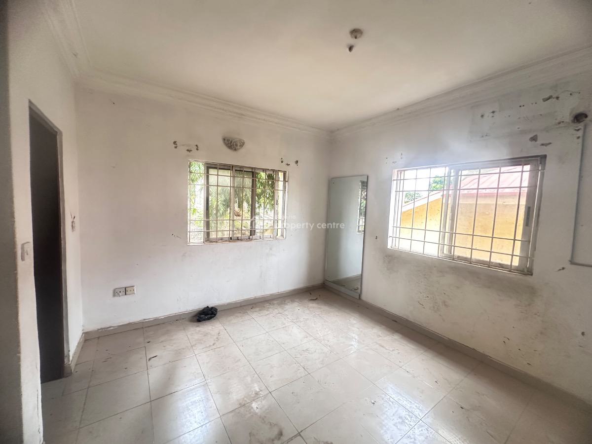 Spacious 3 Bedroom Flat with a Study Room, Asokoro District, Abuja, Flat / Apartment for Rent