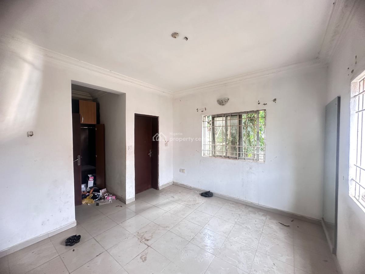 Spacious 3 Bedroom Flat with a Study Room, Asokoro District, Abuja, Flat / Apartment for Rent