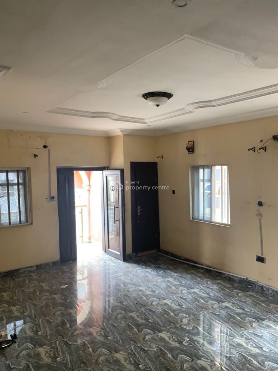 Decent 3 Bedroom Up Flat, Omole Phase 2, Ikeja, Lagos, House for Rent