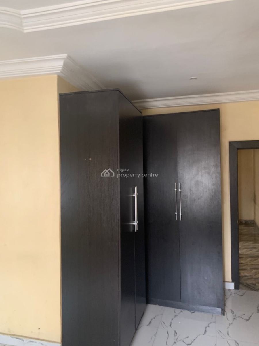 Decent 3 Bedroom Up Flat, Omole Phase 2, Ikeja, Lagos, House for Rent