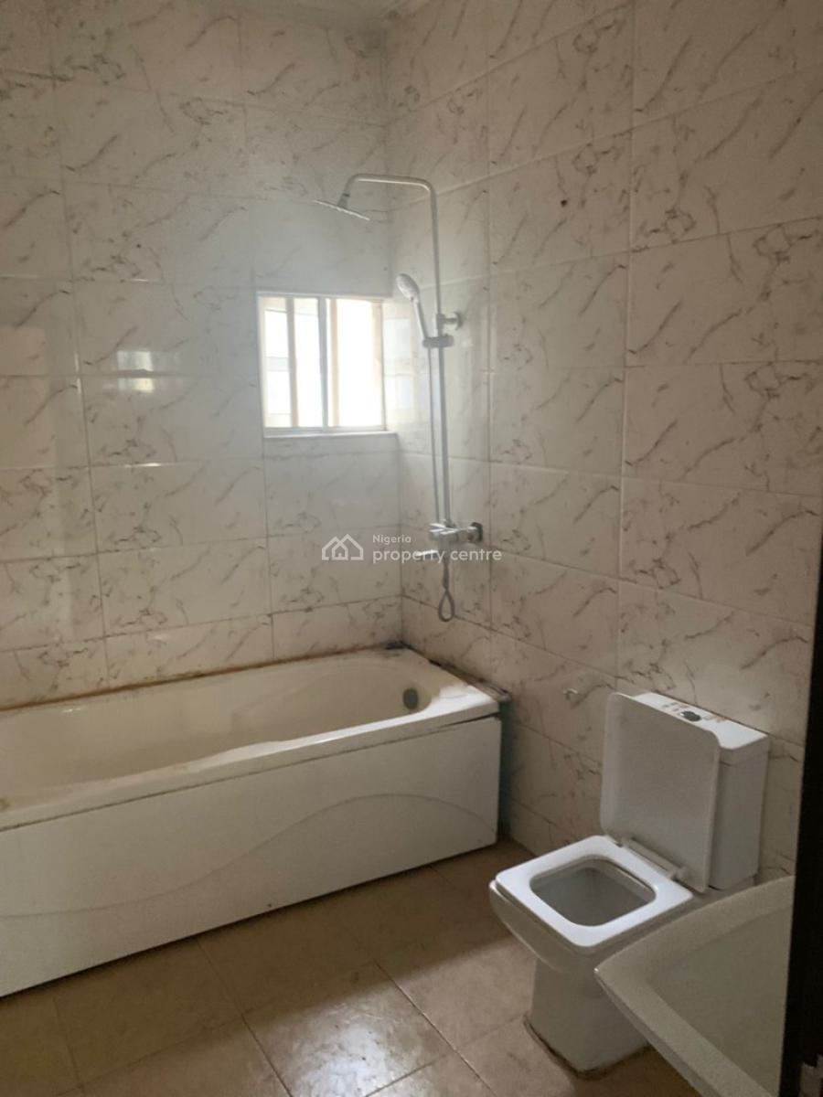 Decent 3 Bedroom Up Flat, Omole Phase 2, Ikeja, Lagos, House for Rent