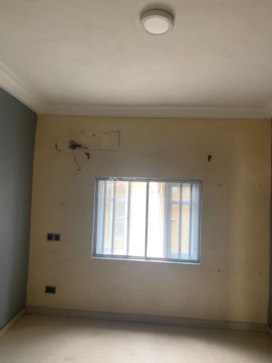 Decent 3 Bedroom Up Flat, Omole Phase 2, Ikeja, Lagos, House for Rent