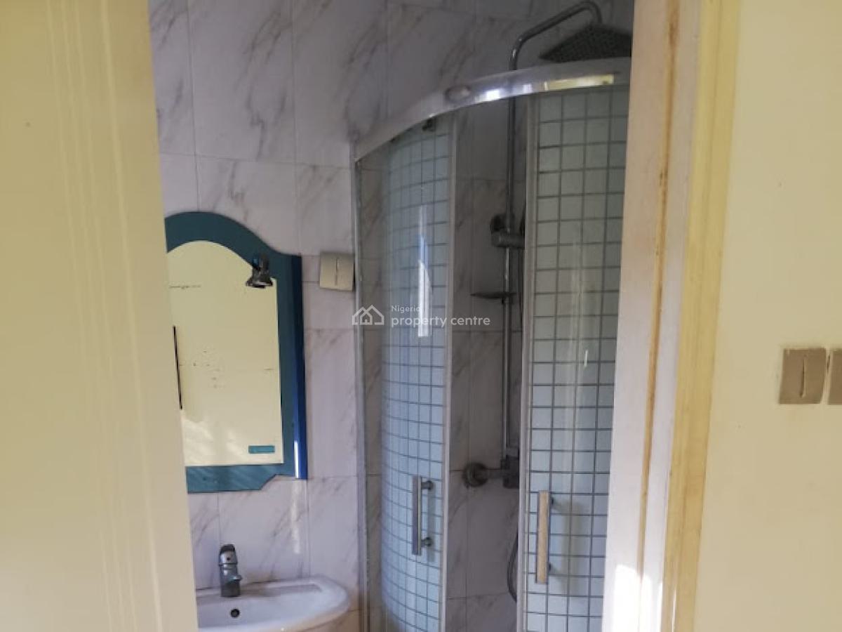 Spacious 2 Bedroom Flat, Ikate, Lekki, Lagos, Flat / Apartment for Sale