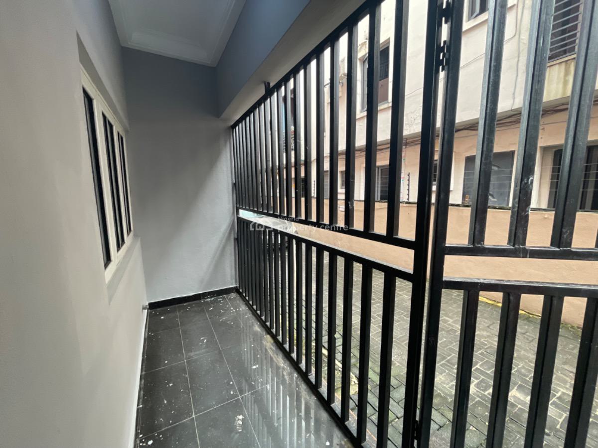 a Spacious 3bedroom on Ground Floor, Osapa, Lekki, Lagos, House for Rent