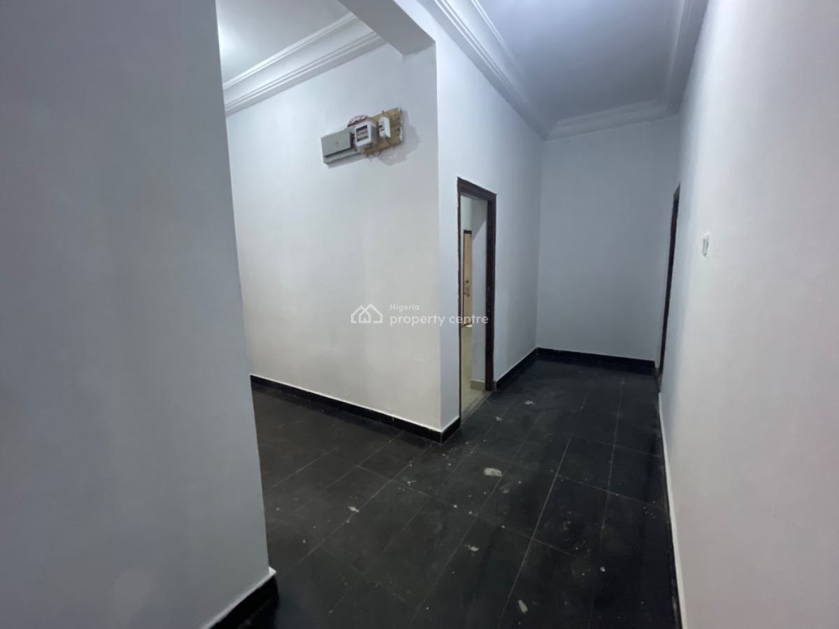 a Spacious 3bedroom on Ground Floor, Osapa, Lekki, Lagos, House for Rent