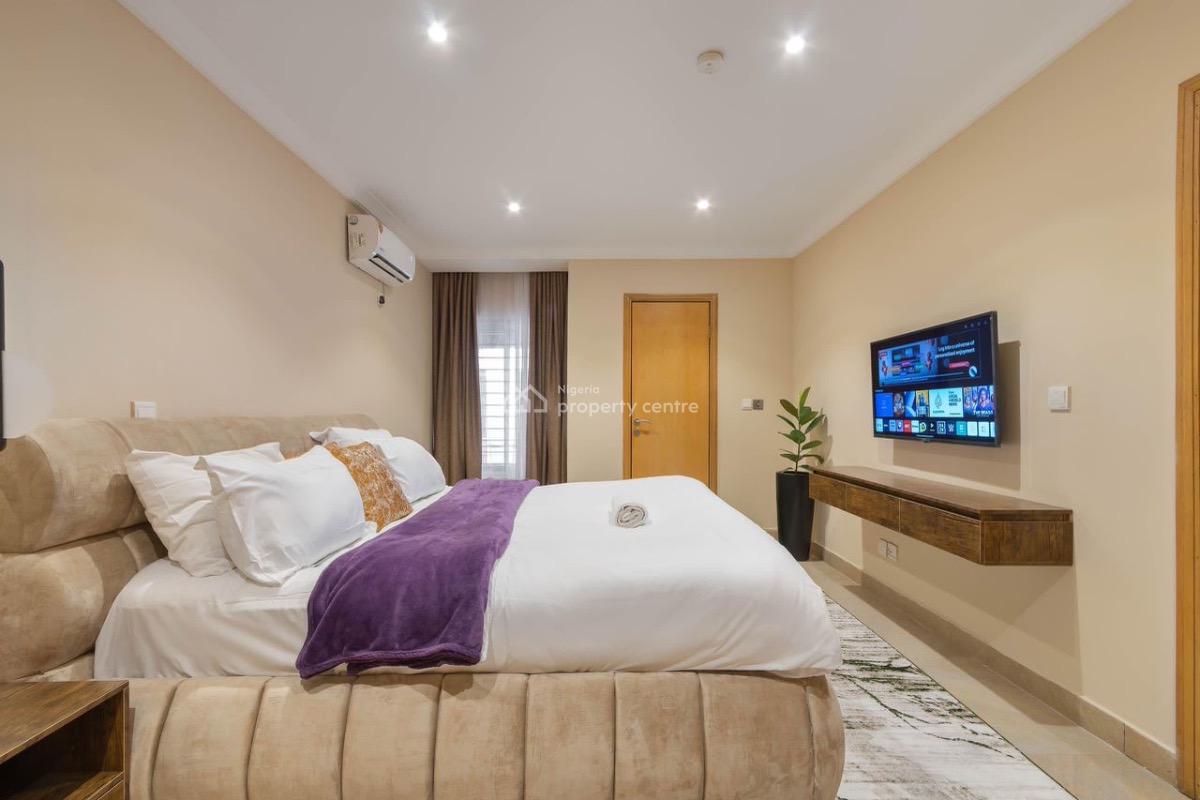 Luxury Two Bedroom with Pool, Lekki Phase 1, Lekki, Lagos, Flat / Apartment Short Let