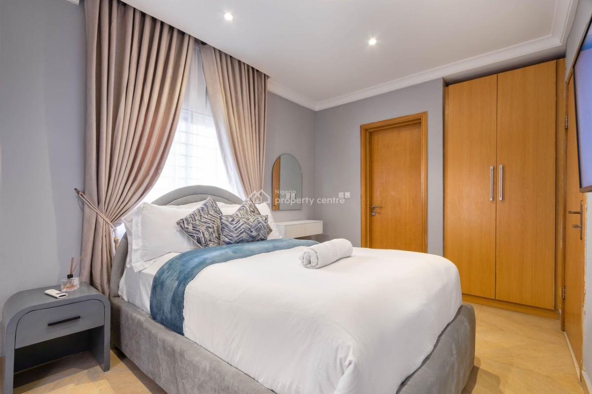 Luxury Two Bedroom with Pool, Lekki Phase 1, Lekki, Lagos, Flat / Apartment Short Let