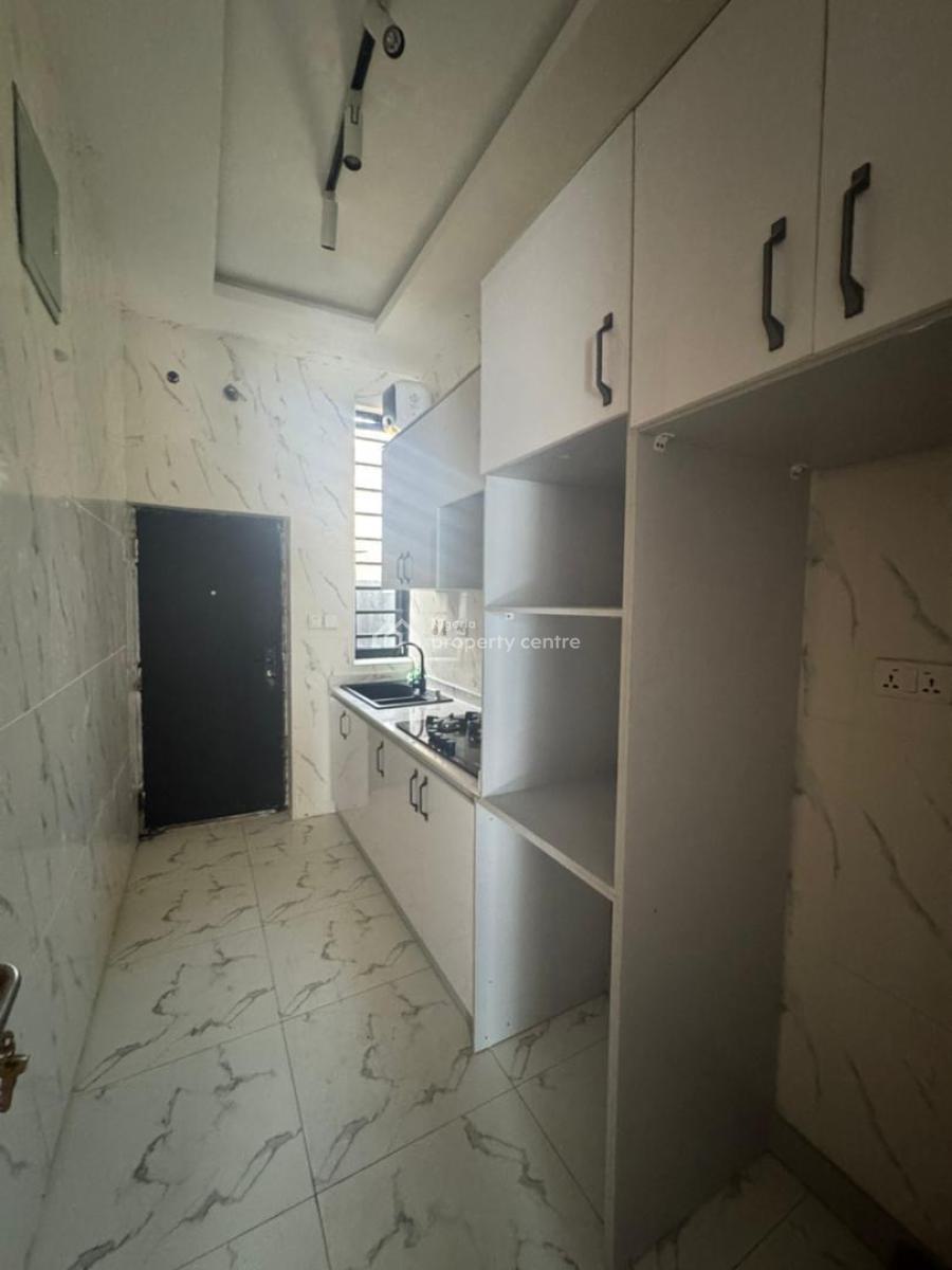 Spacious 3bedroom, Ikota, Lekki, Lagos, Terraced Duplex for Sale