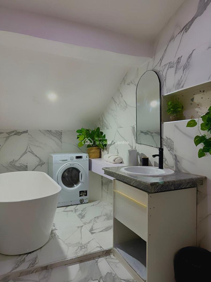 The Noire ️ Luxurious and Spacious Studio Apartment, Off Admiralty Way, Lekki Phase 1, Lekki, Lagos, Flat / Apartment Short Let