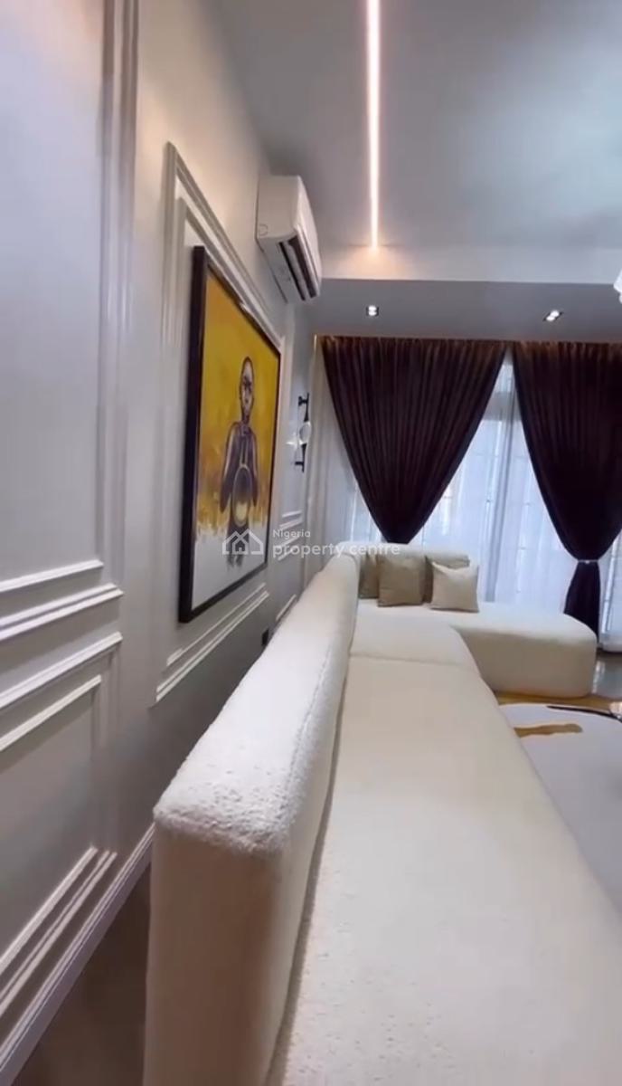 Spacious 3 Bedroom Furnished Apartment, Lekki Phase 1, Lekki, Lagos, Flat / Apartment Short Let