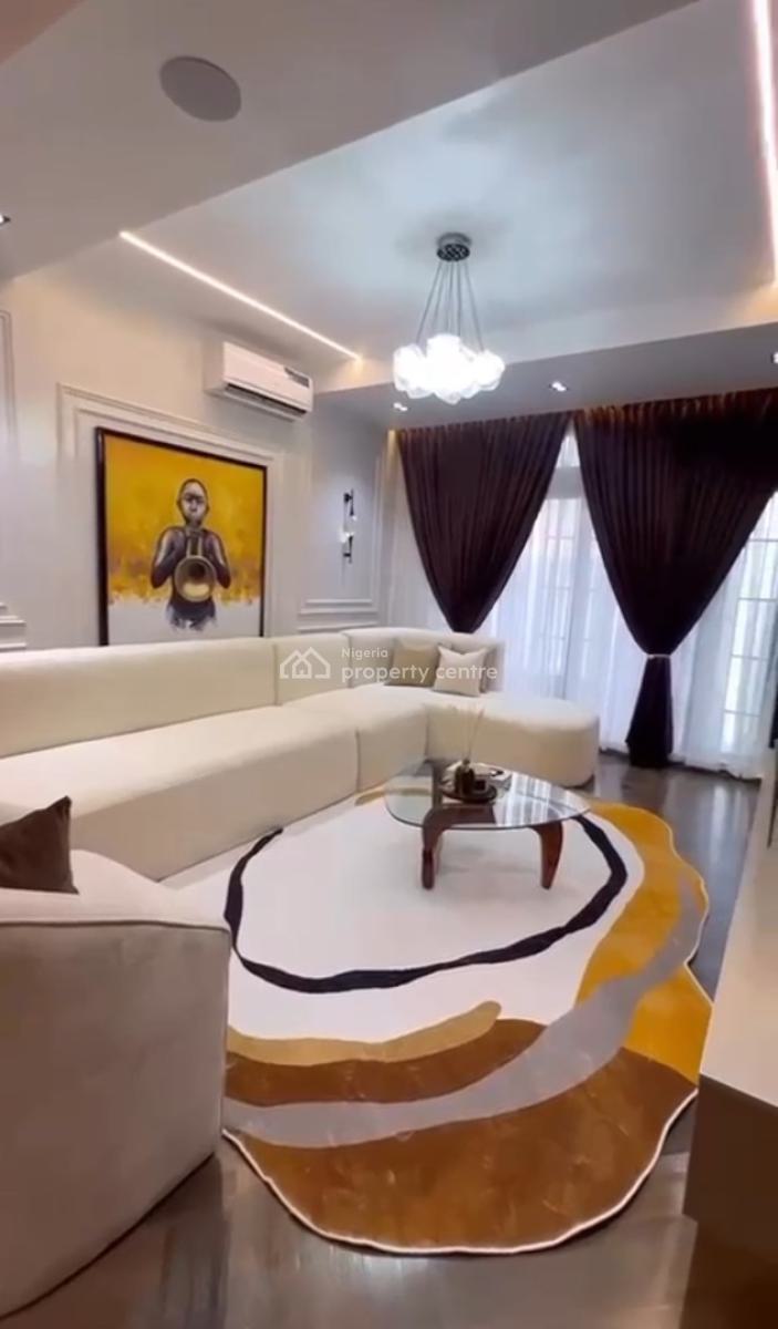 Spacious 3 Bedroom Furnished Apartment, Lekki Phase 1, Lekki, Lagos, Flat / Apartment Short Let