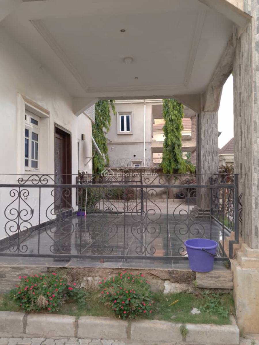 a 5bedroom Fully Detached Duplex, Mab Globa Estate, Gwarinpa, Abuja, Detached Duplex for Sale
