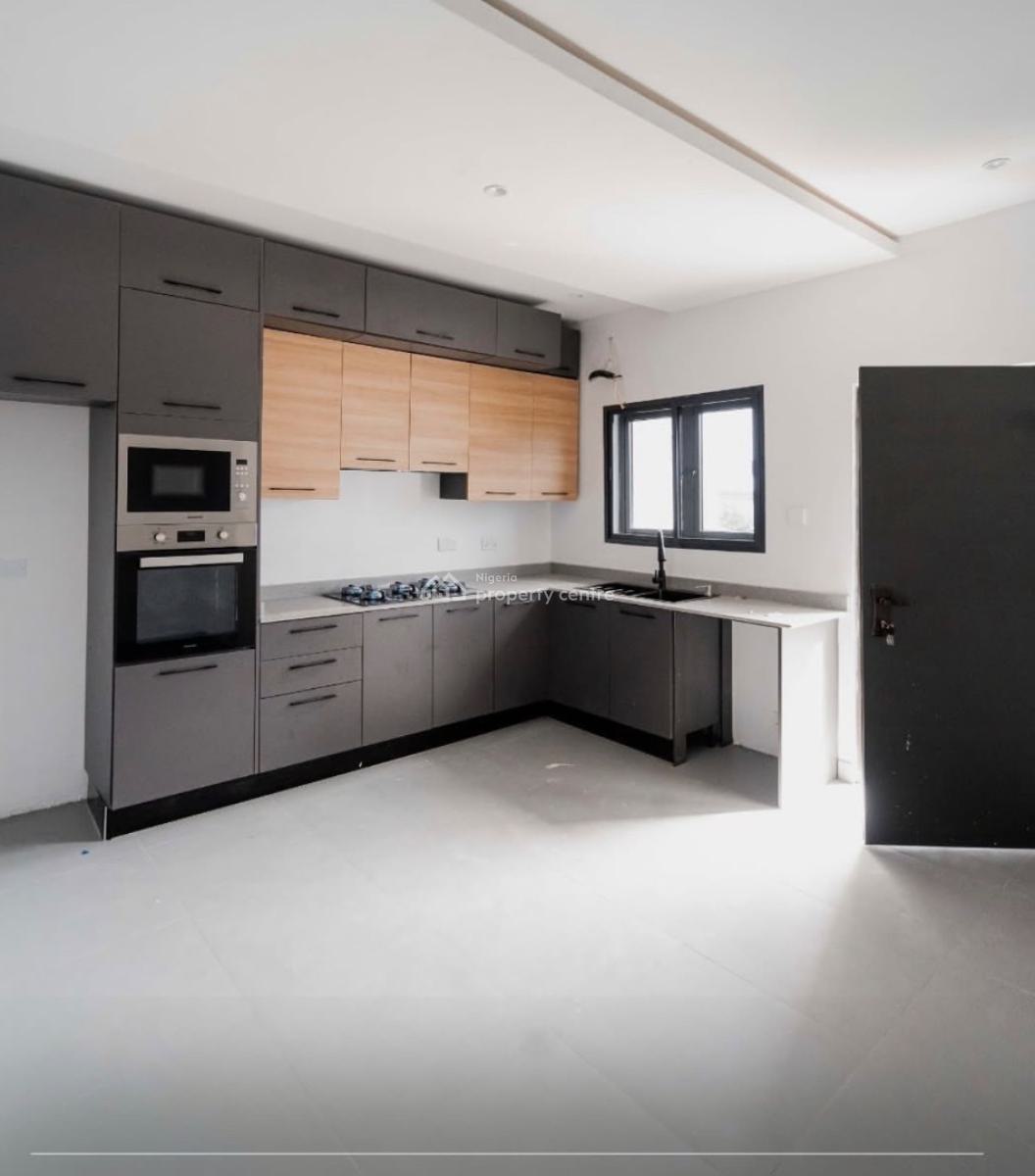 Serviced One Bedroom Apartment, Lekki Phase 1, Lekki, Lagos, Flat / Apartment for Sale