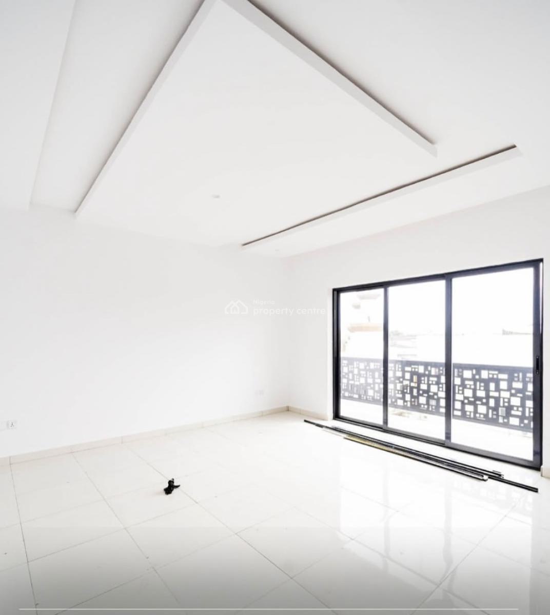 Serviced One Bedroom Apartment, Lekki Phase 1, Lekki, Lagos, Flat / Apartment for Sale
