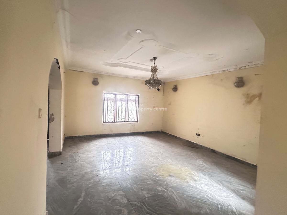 Massive 5 Bedrooms Semi-detached Duplex with Private Compound, Asokoro District, Abuja, Semi-detached Duplex for Rent