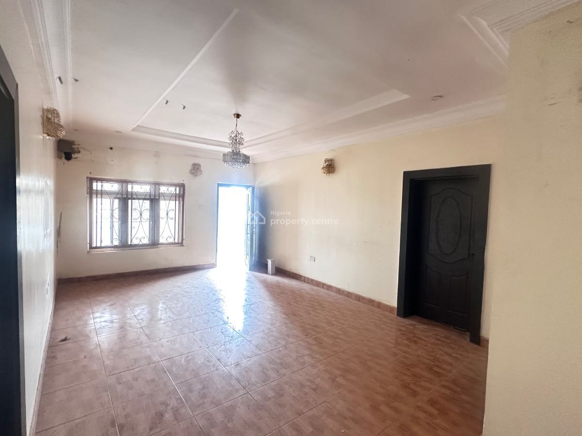 Massive 5 Bedrooms Semi-detached Duplex with Private Compound, Asokoro District, Abuja, Semi-detached Duplex for Rent