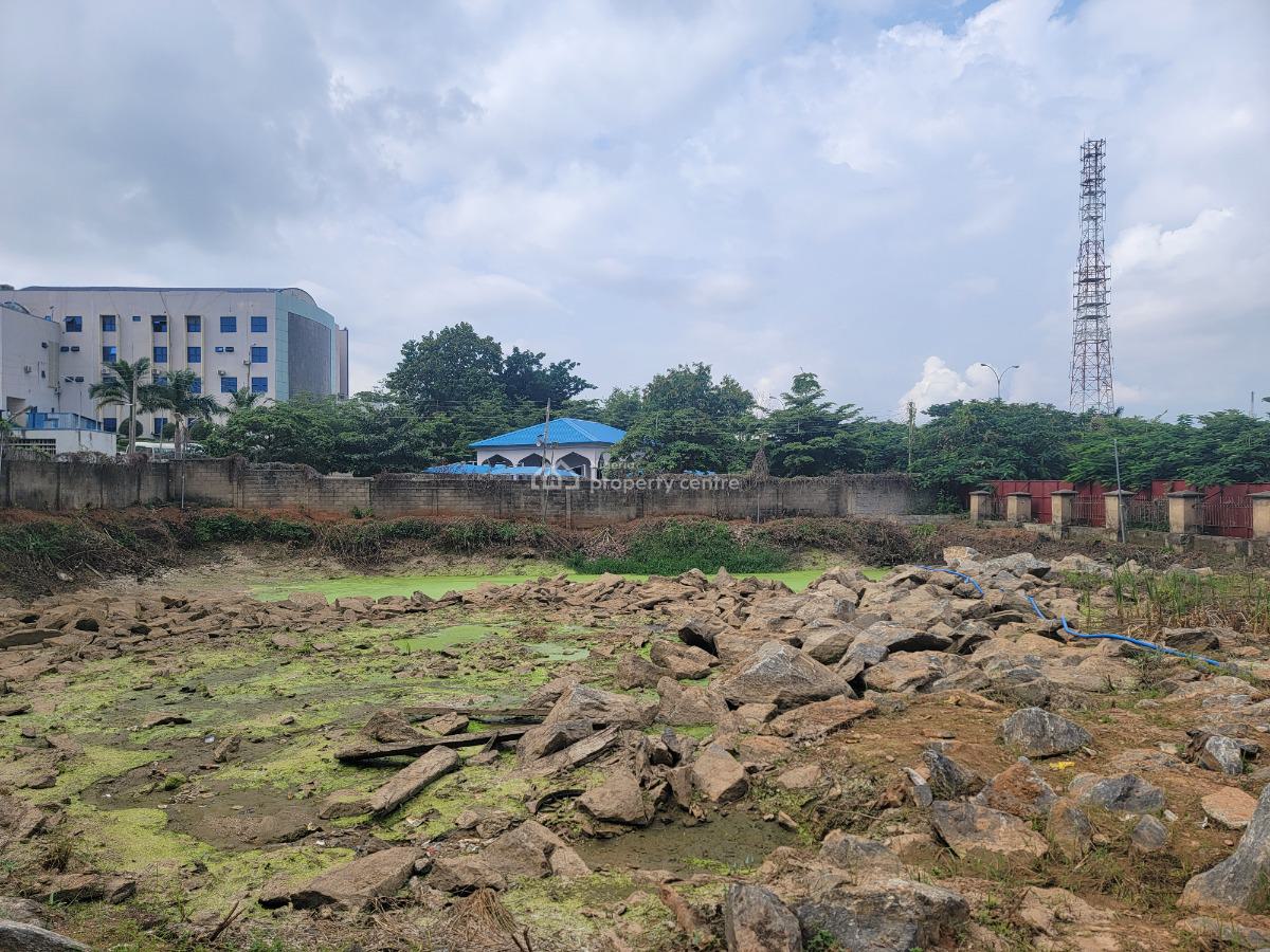 120 Units Commercial Spaces, Gudu, Abuja, Plaza / Complex / Mall for Sale