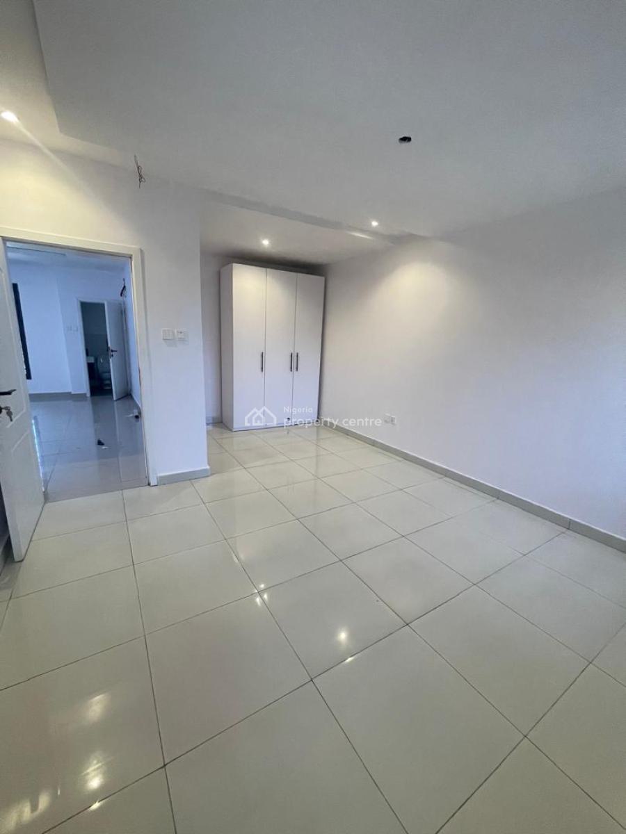 1 Bedroom Fully Serviced Apartment, Lekki Phase 1, Lekki, Lagos, Mini Flat (room and Parlour) for Sale