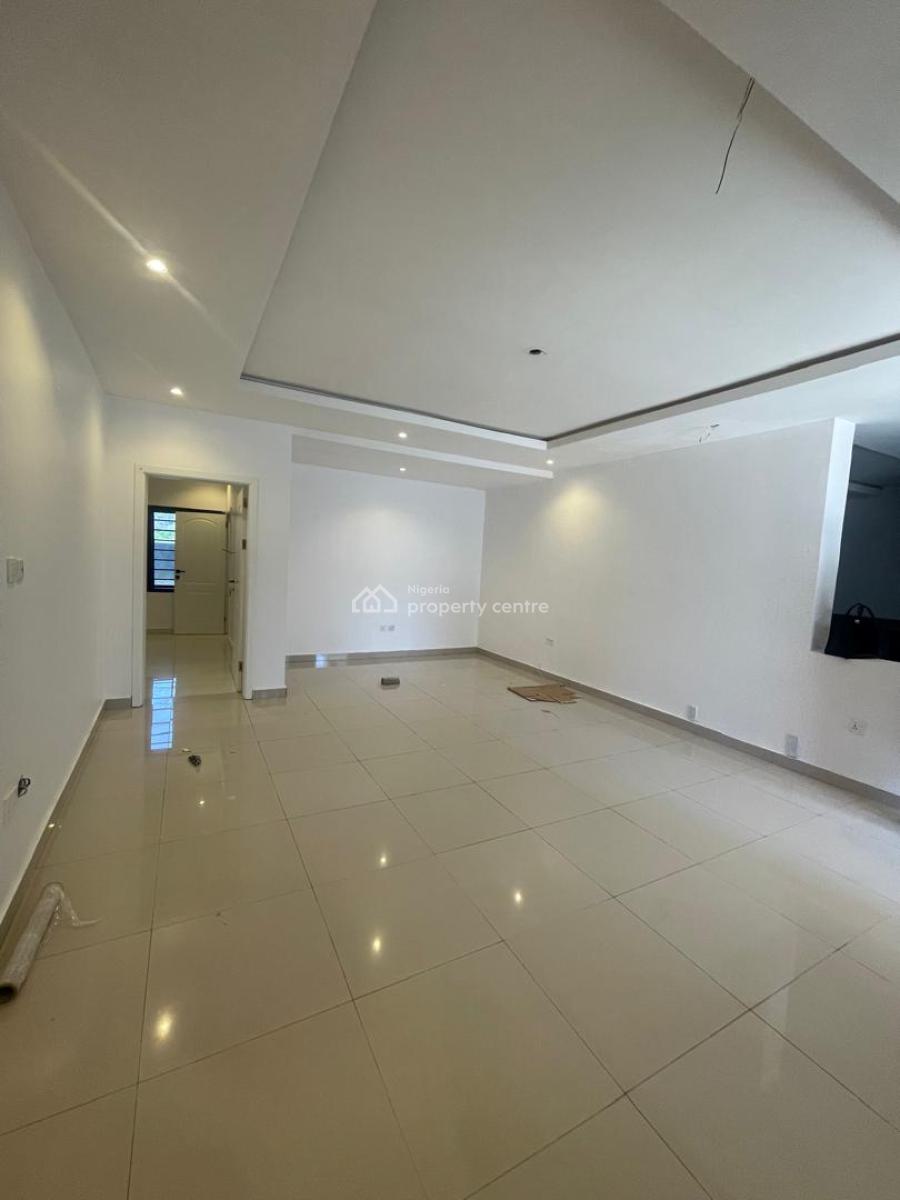 1 Bedroom Fully Serviced Apartment, Lekki Phase 1, Lekki, Lagos, Mini Flat (room and Parlour) for Sale