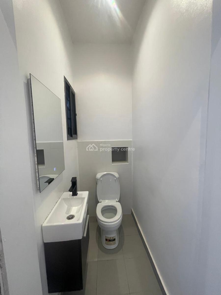 1 Bedroom Fully Serviced Apartment, Lekki Phase 1, Lekki, Lagos, Mini Flat (room and Parlour) for Sale