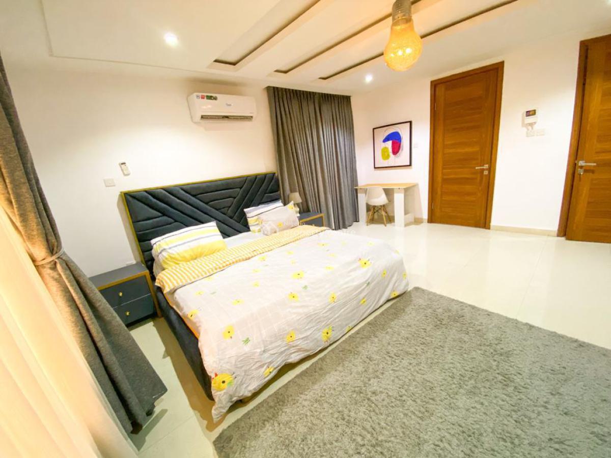 Luxury Fully Furnished 3bedrooms Flat, Off Admiralty Road, Lekki Phase 1, Lekki, Lagos, Flat / Apartment for Rent