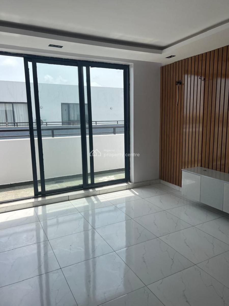 Very Neat 2 Bedroom Penthouse with a Balcony and Good View, Agungi, Lekki, Lagos, Flat / Apartment for Rent