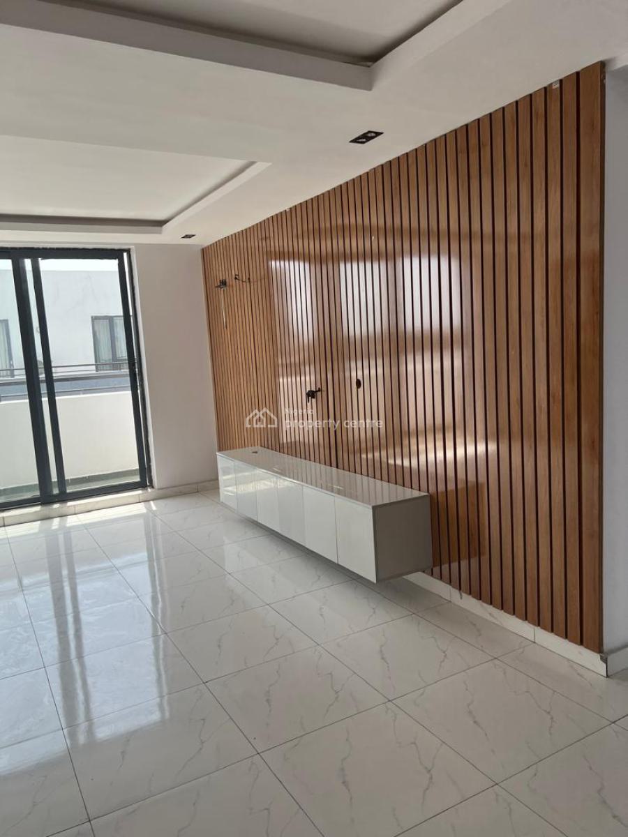 Very Neat 2 Bedroom Penthouse with a Balcony and Good View, Agungi, Lekki, Lagos, Flat / Apartment for Rent