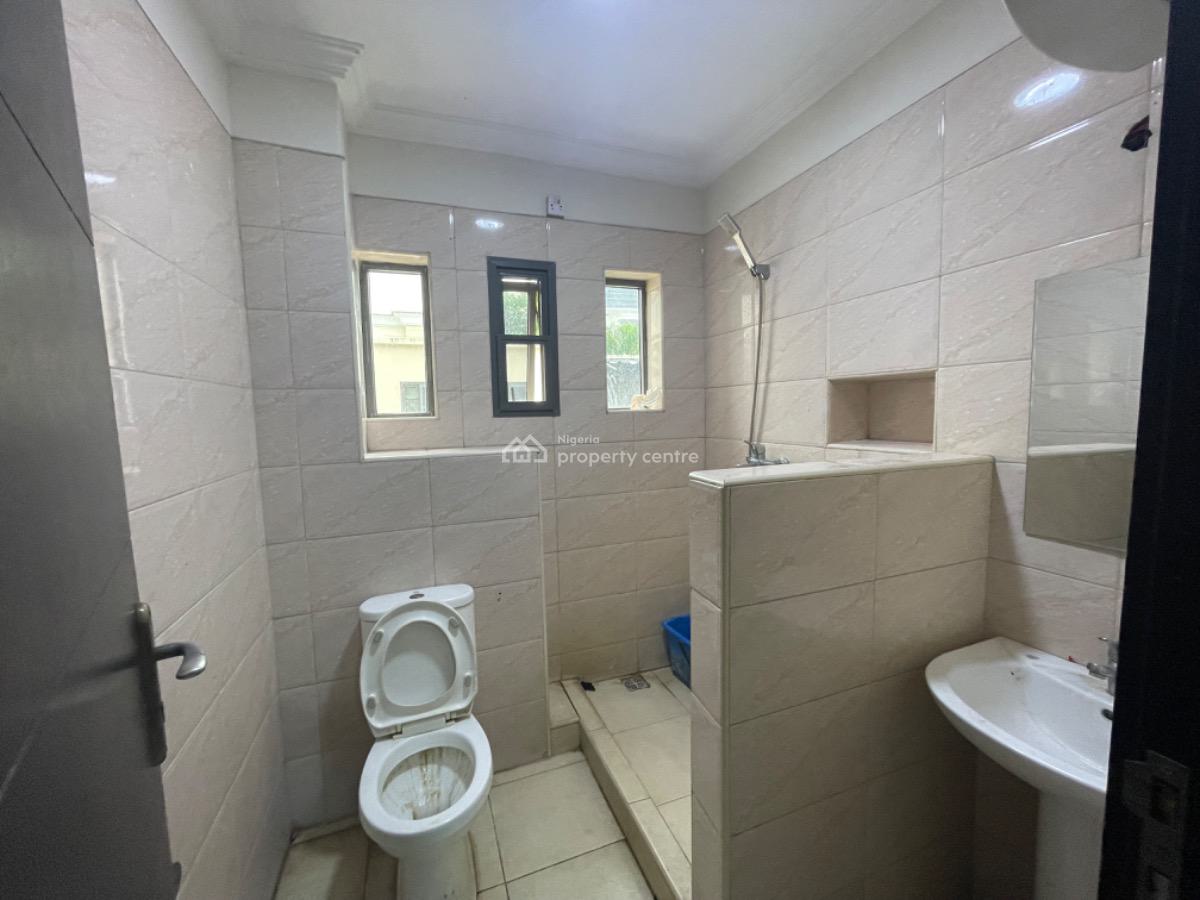 a Nice and Neat 3bedroom Flat, Osapa, Lekki, Lagos, House for Rent