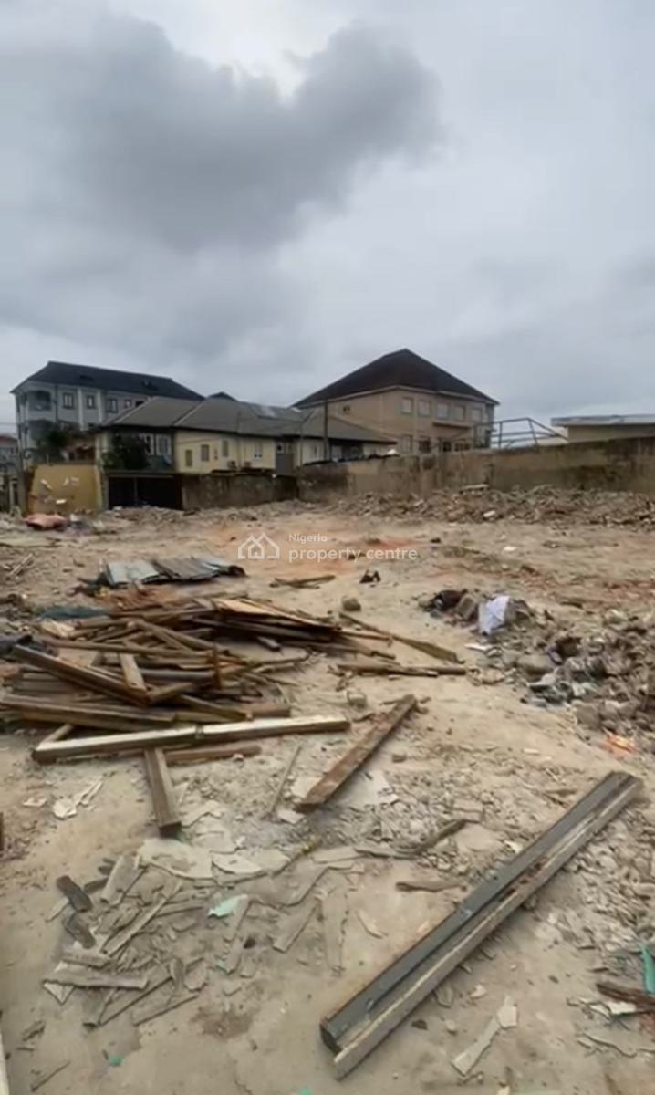 a Rare Opportunity to Acquire a 555sqm Empty Plot of Land, Olufemi Via Ogunlana Drive, Surulere, Lagos, Mixed-use Land for Sale