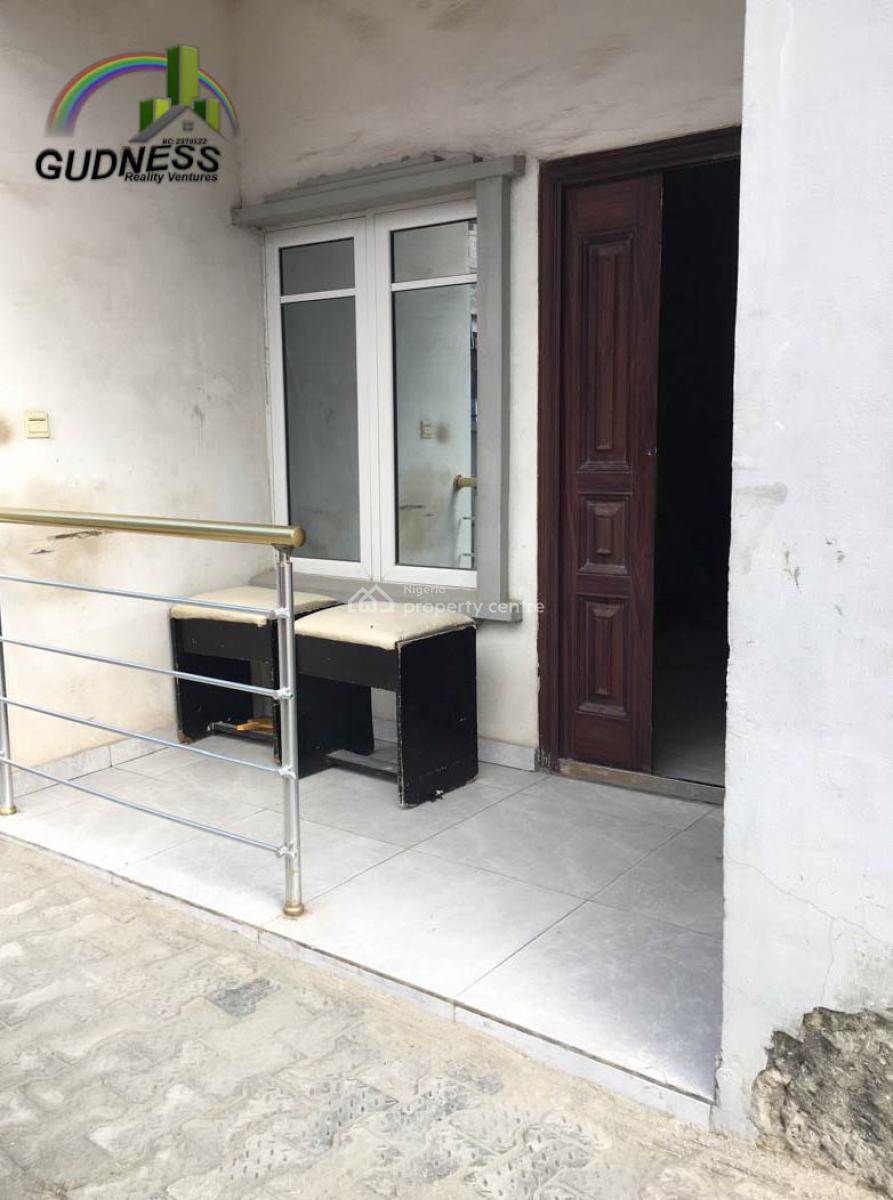 2 Bedroom Flat, Lekki Phase 1, Lekki, Lagos, Flat / Apartment for Rent