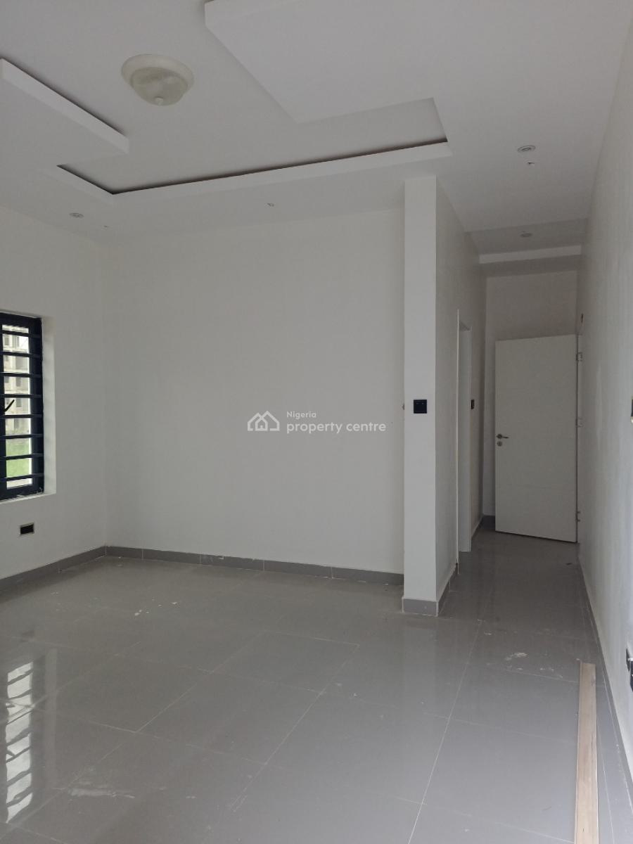 Luxury Built Spacious 2 Bedroom Apartments, Ikate, Lekki Phase 2, Lekki, Lagos, Block of Flats for Sale