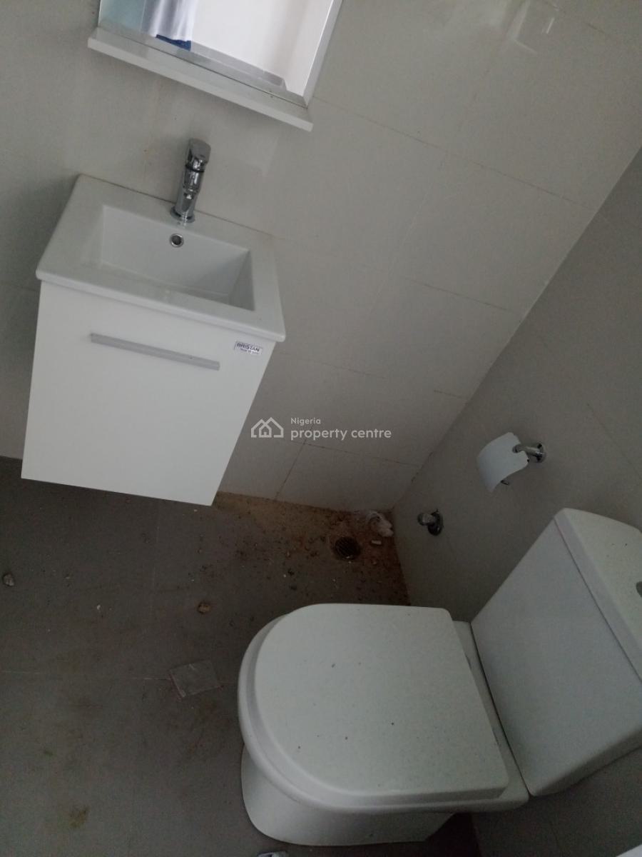 Luxury Built Spacious 2 Bedroom Apartments, Ikate, Lekki Phase 2, Lekki, Lagos, Block of Flats for Sale