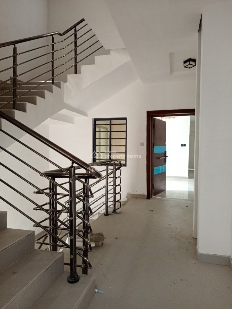 Luxury Built Spacious 2 Bedroom Apartments, Ikate, Lekki Phase 2, Lekki, Lagos, Block of Flats for Sale