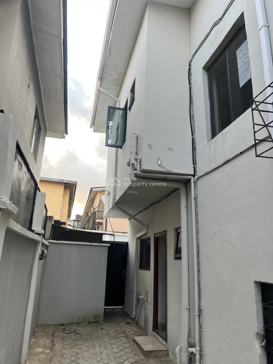 2bedroom Duplex, Adeniyi Jones, Ikeja, Lagos, Semi-detached Duplex for Rent