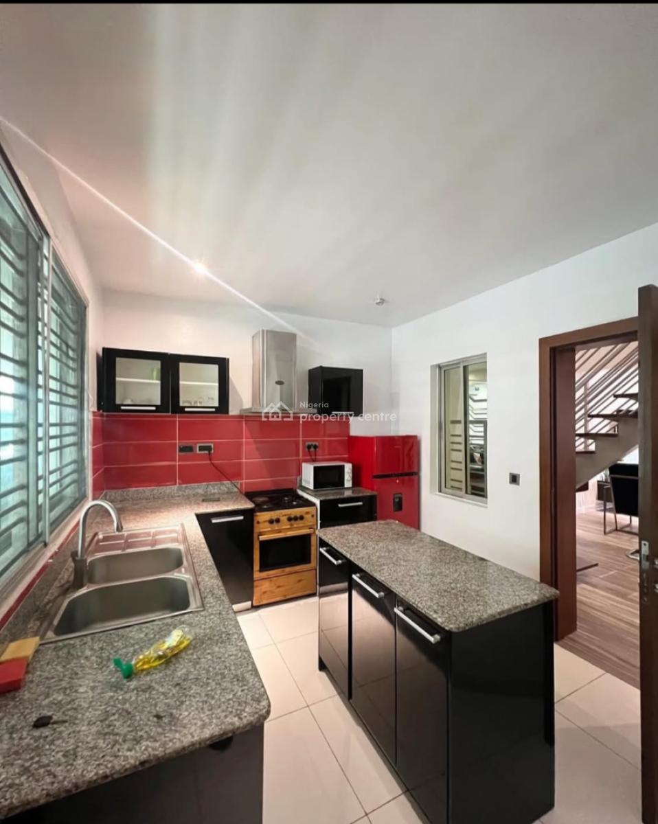 Exquisite 2 Bedroom Maisonette in a Serviced Court, Off Nike Art Gallery Road, Lekki Phase 1, Lekki, Lagos, Flat / Apartment for Rent