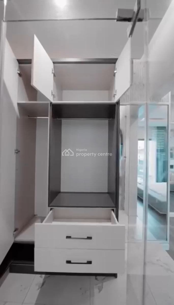Discover Pure Nature- 2 Bedroom Luxury, Lekki Phase 1, Lekki, Lagos, Flat / Apartment Short Let