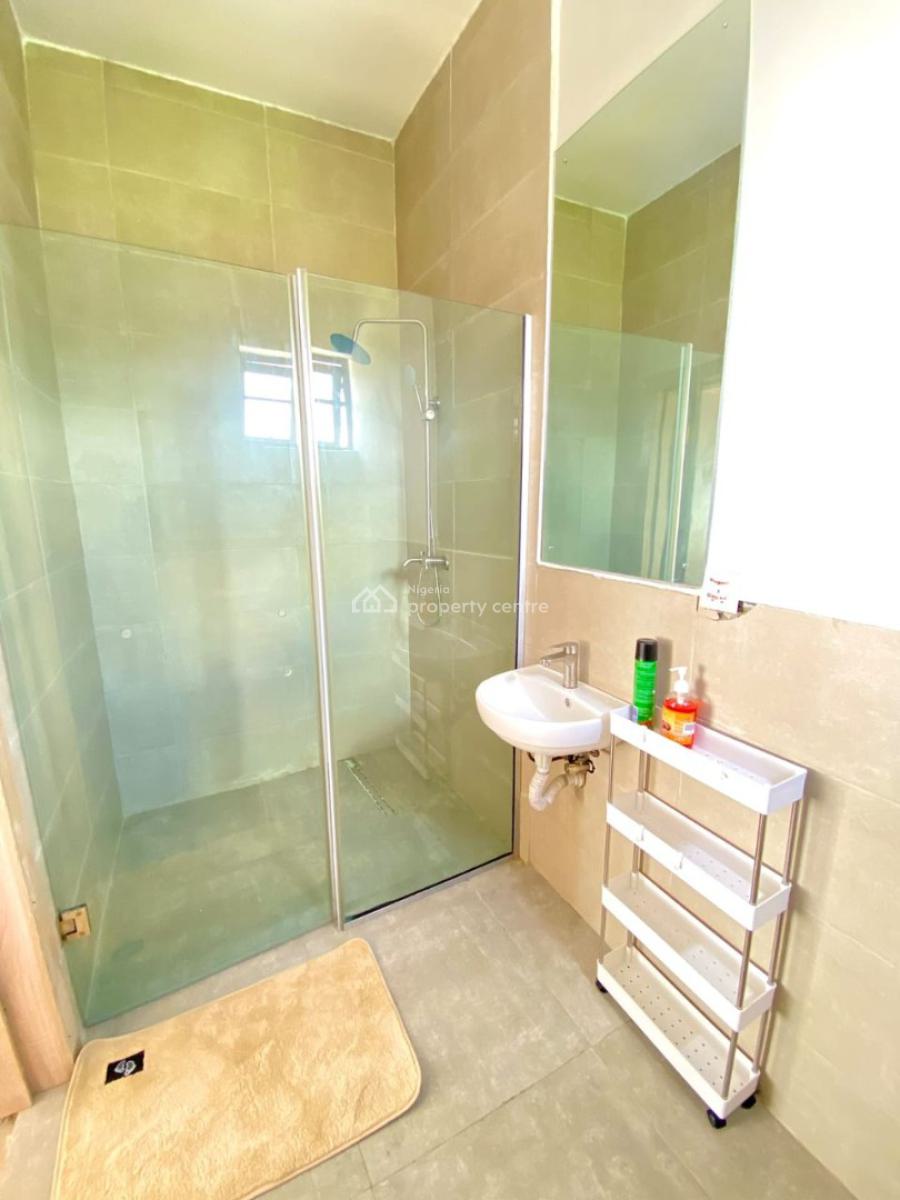 Fully Furnished 2 Bedroom Flat, Chevron Drive, Lekki, Lagos, Flat / Apartment for Sale