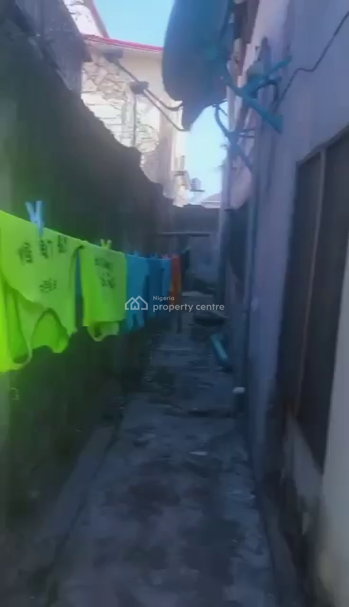 2 Sets of 3 Bedroom Flat, Surulere, Lagos, Block of Flats for Sale