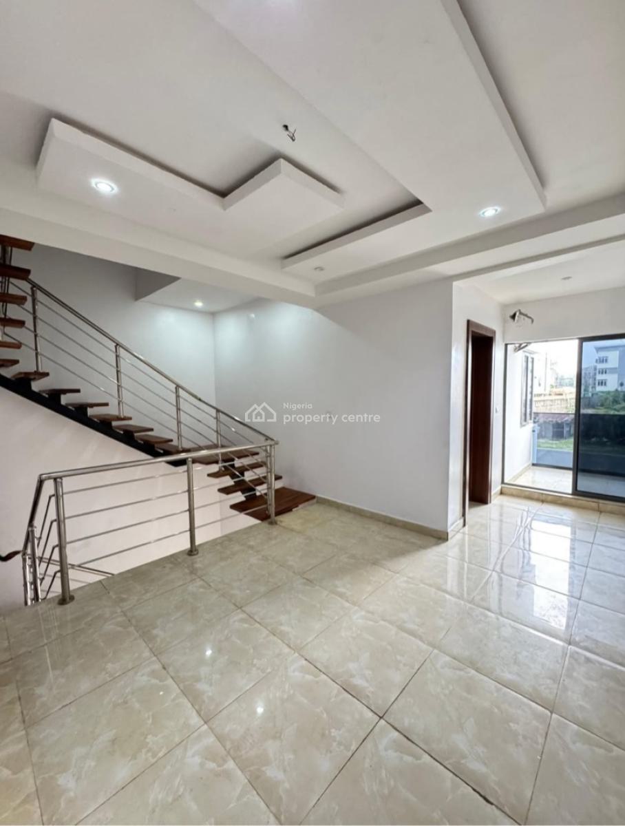 Newly Built and Serviced with 24/7 Power Supply 4 Bedroom En-suite Tow, Lekki Phase 1, Lekki, Lagos, House for Rent