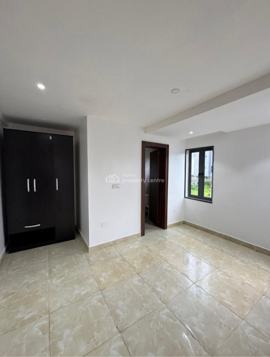 Newly Built and Serviced with 24/7 Power Supply 4 Bedroom En-suite Tow, Lekki Phase 1, Lekki, Lagos, House for Rent