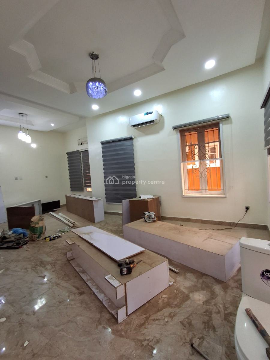 Self Contain Apartment, Chevron, Lekki Phase 2, Lekki, Lagos, Self Contain (single Rooms) for Rent