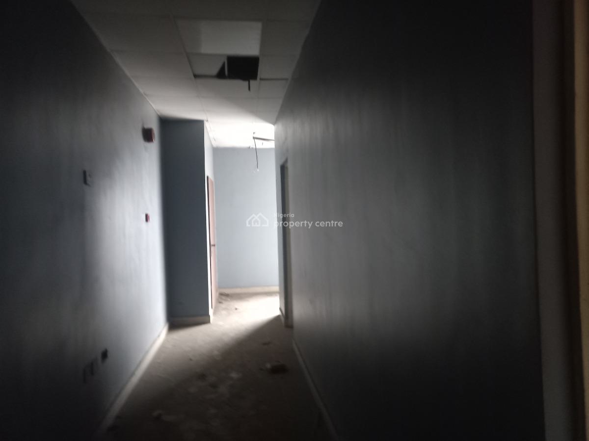 420sqm Office Space Facing Expressway, Facing Expressway After Ajiwe, Ajah, Lagos, Office Space for Rent