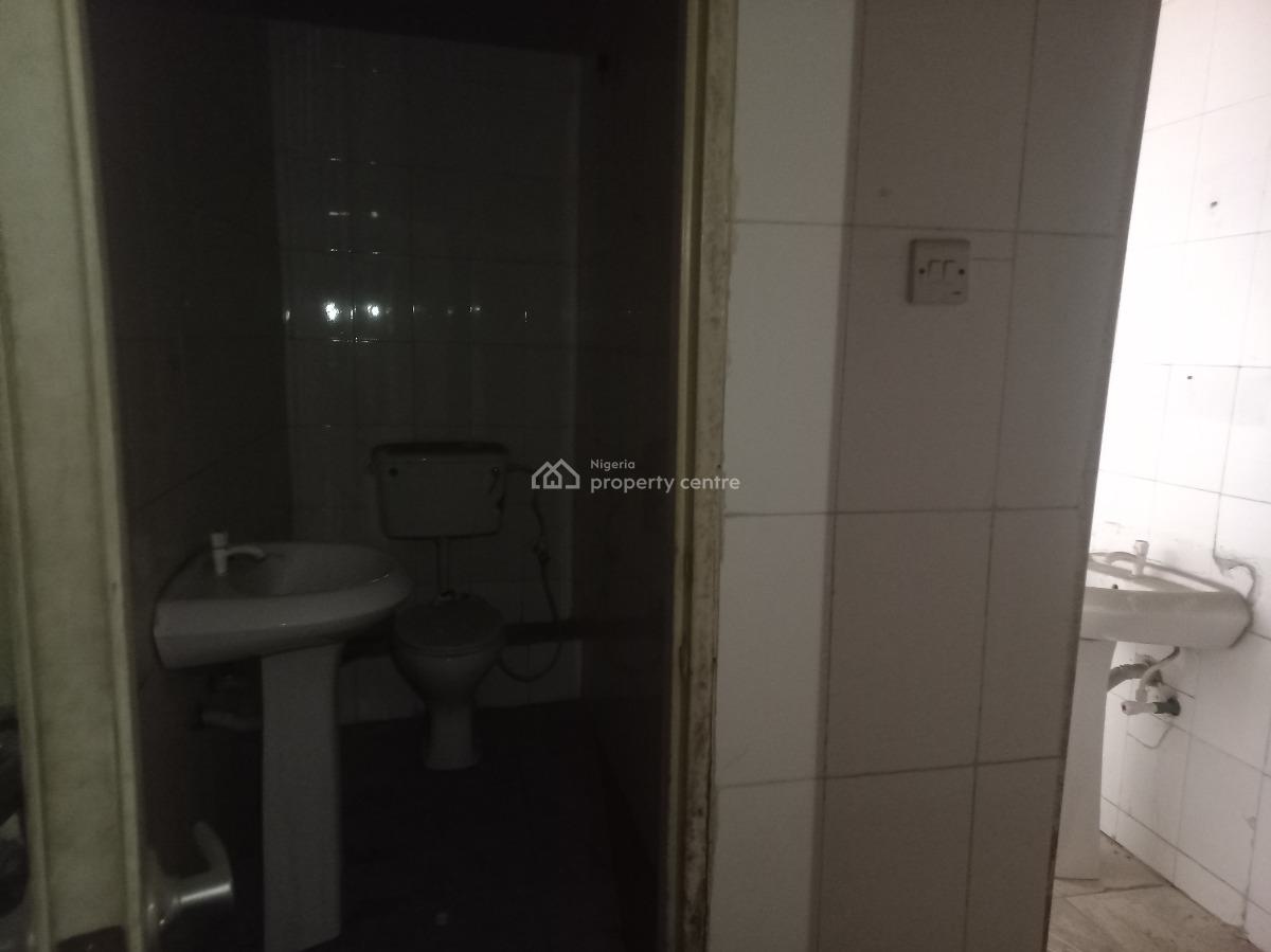 420sqm Office Space Facing Expressway, Facing Expressway After Ajiwe, Ajah, Lagos, Office Space for Rent