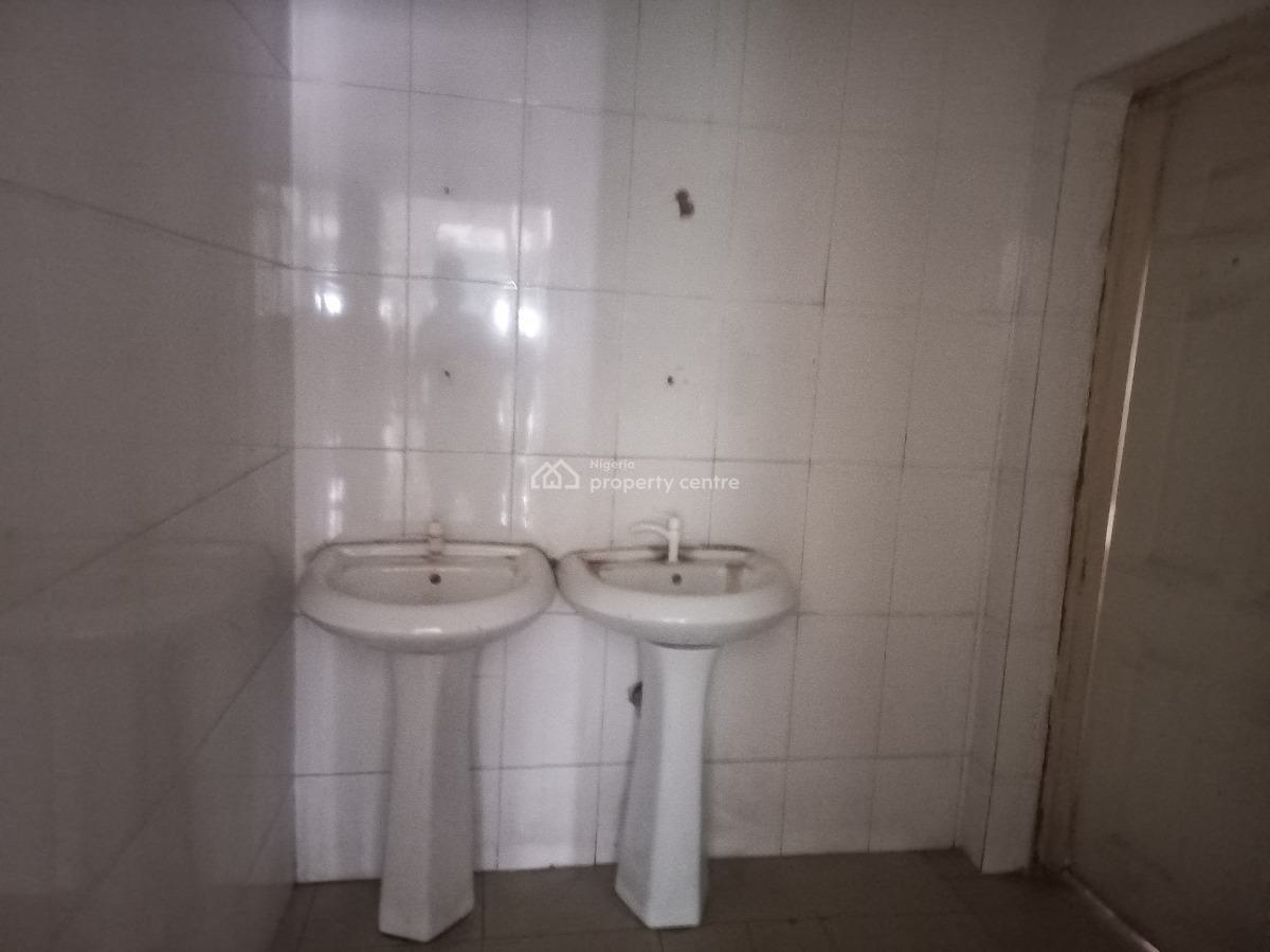 420sqm Office Space Facing Expressway, Facing Expressway After Ajiwe, Ajah, Lagos, Office Space for Rent