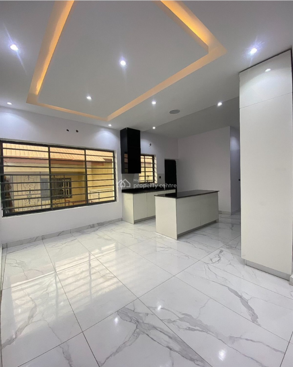 Luxury Fully Serviced 3 Bedroom Apartment with Elevator, Lekki Phase1, Lekki Phase 1, Lekki, Lagos, Flat / Apartment for Sale