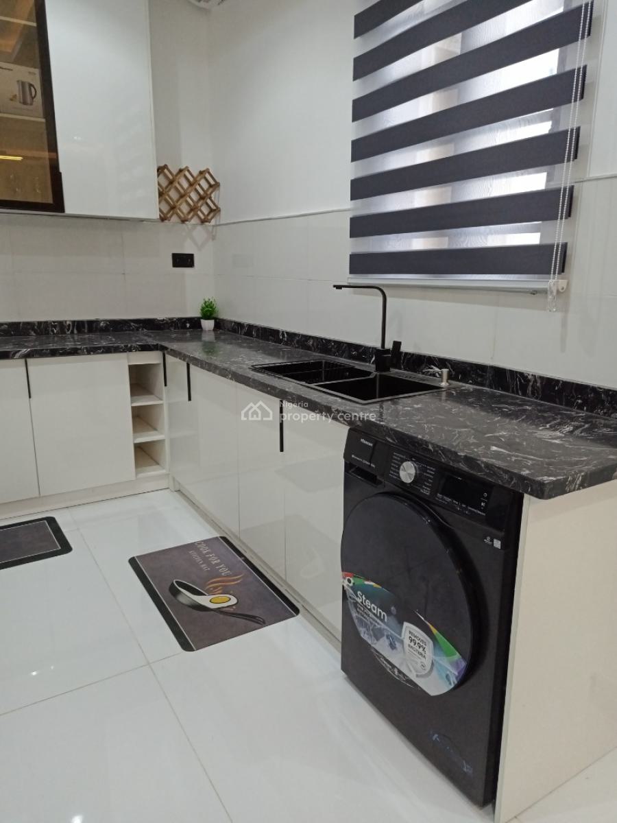 Luxury Built and Exquisitely Finished 2 Bedroom Automated Apartment, Ikate, Lekki Phase 2, Lekki, Lagos, Block of Flats for Sale